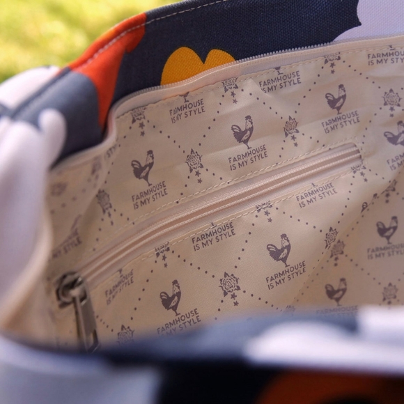 Farmhouse Is My Style Handbag - Picture 3 of 3